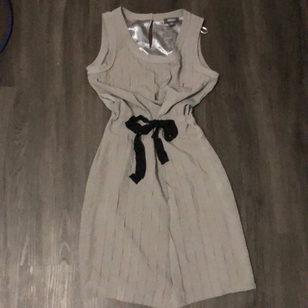 Kenneth Cole reaction dress in olive green